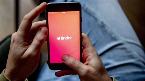 tinder relatie|Tinder relatie: 9 Tips om een partner uit Tinder te krijgen